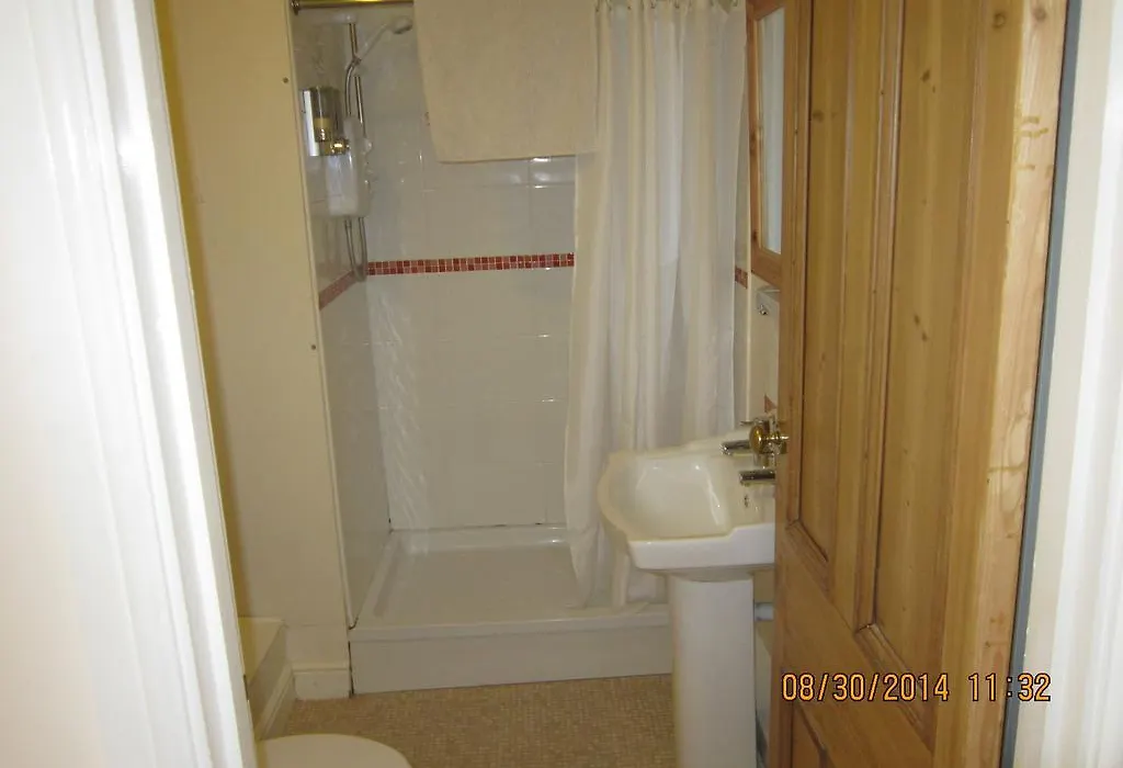 Queen Mary Inn-1